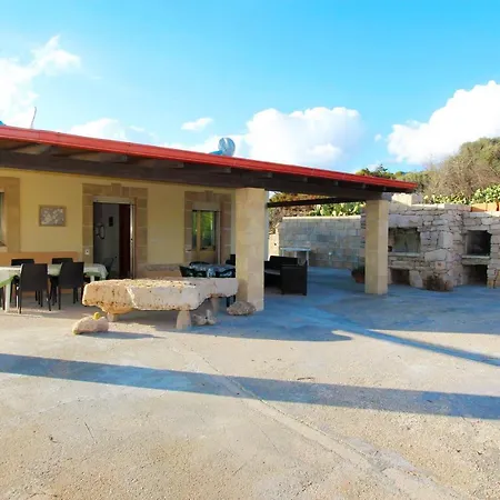 Holiday home Villetta Oasi Torre Vado
