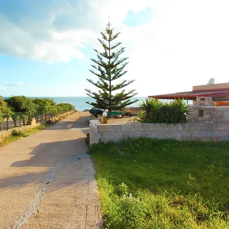 Holiday home Villetta Oasi Torre Vado